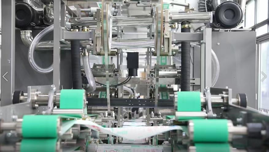 Nâng cao tính thông minh của máy sản xuất túi van đáy khối: Những ưu điểm độc đáo của công nghệ kiểm tra thị giác AI