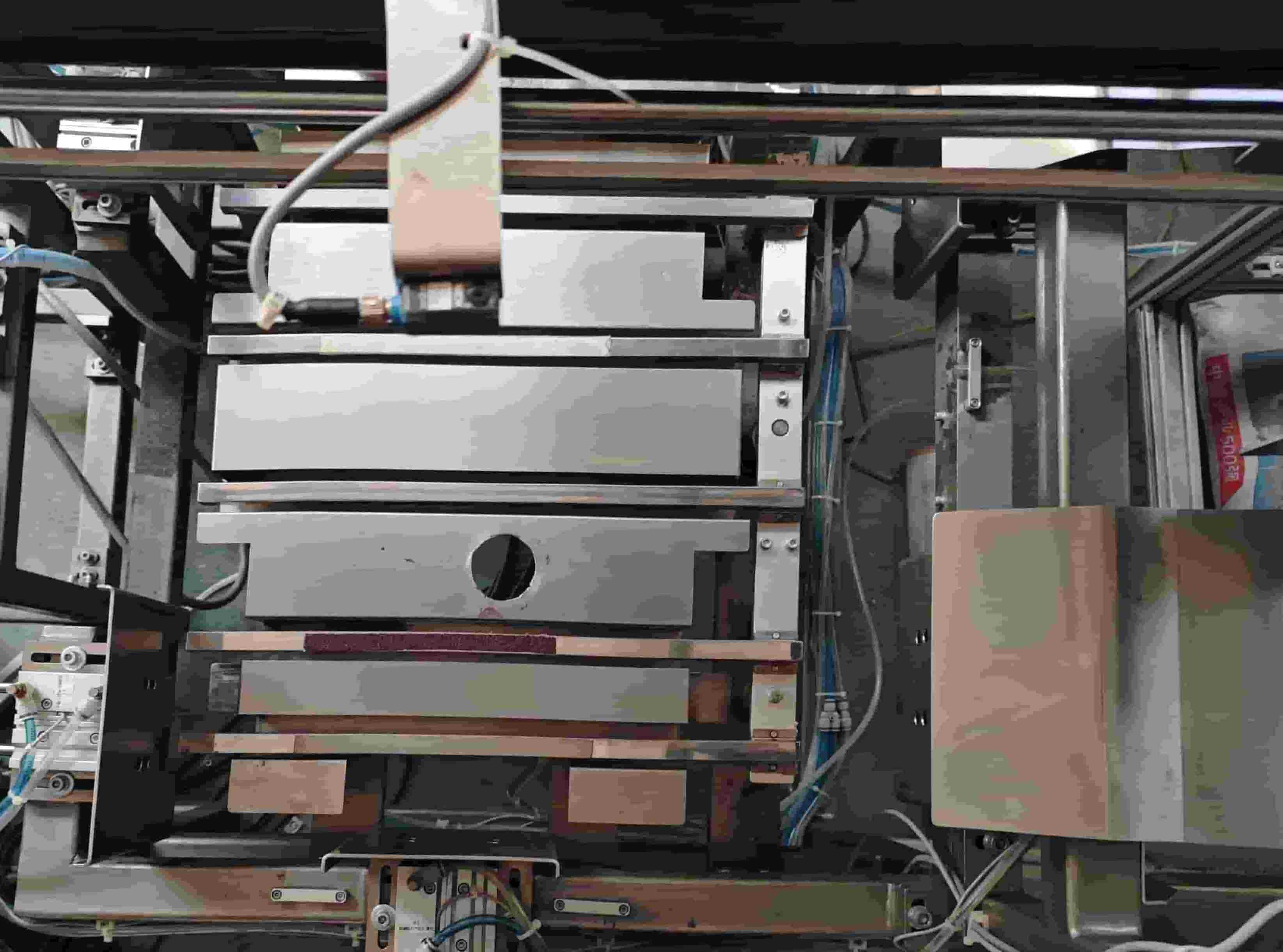 PP woven block bottom valve bag insertion machine Retailer