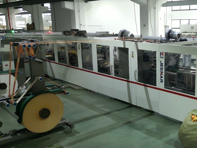 Máy sản xuất túi van đa vật liệu Gachn: Sản xuất linh hoạt các loại túi PE, PP và giấy-nhựa.